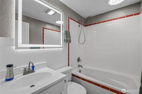 11303 126th Avenue NE Kirkland WA 98033