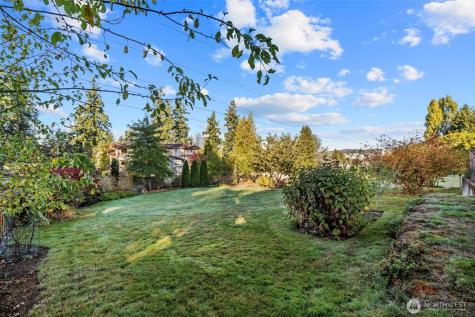 11303 126th Avenue NE Kirkland WA 98033