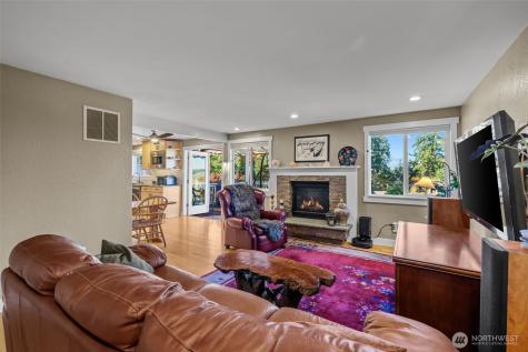 11303 126th Avenue NE Kirkland WA 98033