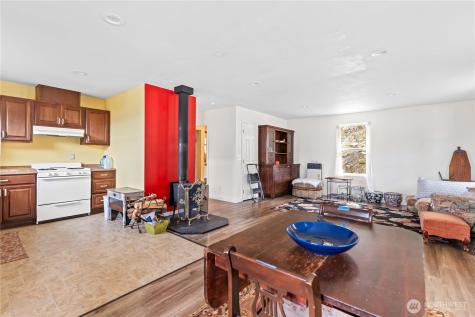 109 Granit Falls Road Chelan WA 98816