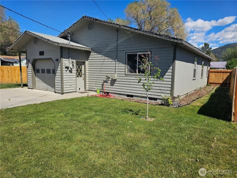 315 Juniper Street Oroville WA 98844