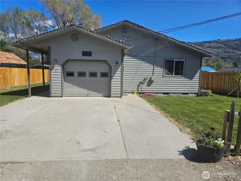 315 Juniper Street Oroville WA 98844