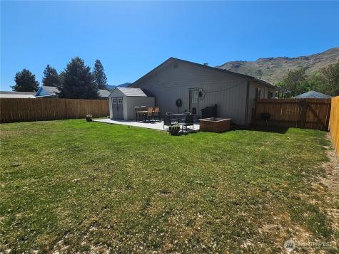 315 Juniper Street Oroville WA 98844