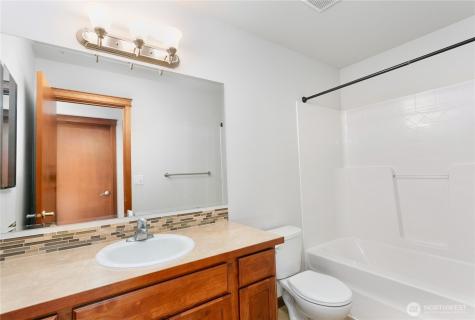 2411 43rd Avenue SE Puyallup WA 98374