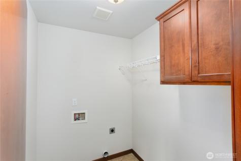 2411 43rd Avenue SE Puyallup WA 98374