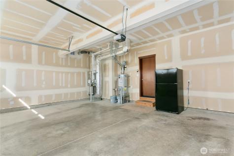 2411 43rd Avenue SE Puyallup WA 98374