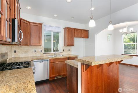 2411 43rd Avenue SE Puyallup WA 98374