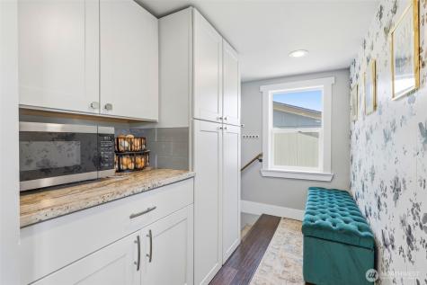 428 SW 12th Street College Place WA 99324