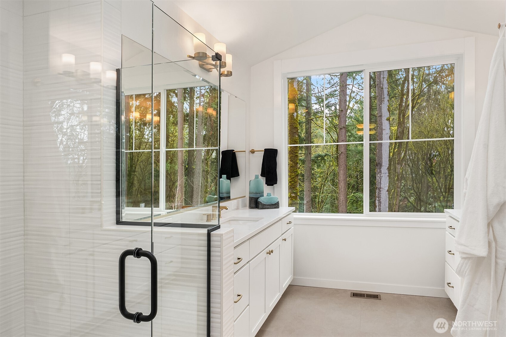 11170 NE 134th Court NE Redmond WA 98052