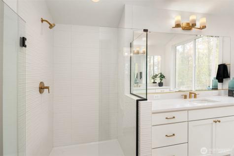 11170 NE 134th Court NE Redmond WA 98052