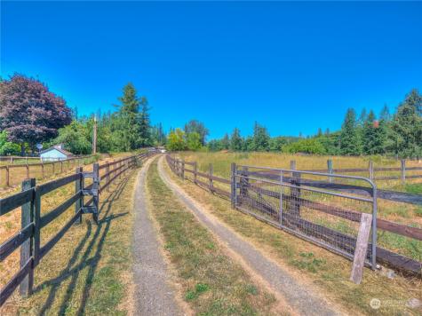 30118 384TH Enumclaw WA 98022