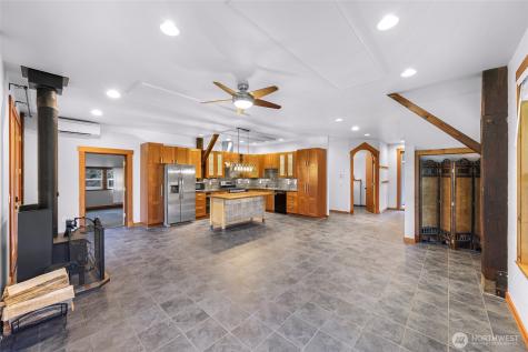 27806 W Gilligan Creek Road Sedro Woolley WA 98284