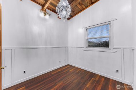27806 W Gilligan Creek Road Sedro Woolley WA 98284