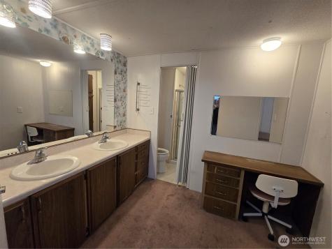 2302 R Street SE Auburn WA 98002