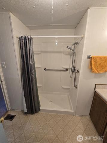 2302 R Street SE Auburn WA 98002
