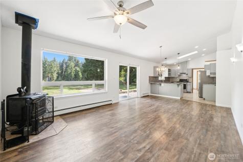 8717 E Meadow Lake Drive Snohomish WA 98290