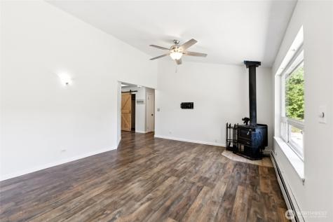 8717 E Meadow Lake Drive Snohomish WA 98290