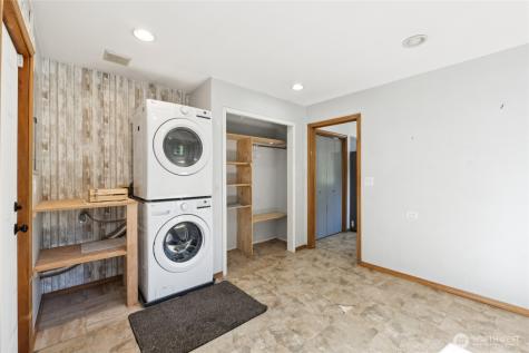 8717 E Meadow Lake Drive Snohomish WA 98290