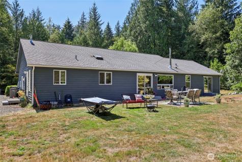 8717 E Meadow Lake Drive Snohomish WA 98290