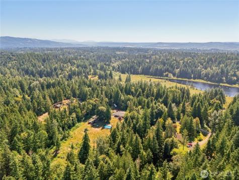 8717 E Meadow Lake Drive Snohomish WA 98290