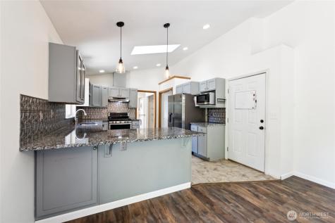 8717 E Meadow Lake Drive Snohomish WA 98290