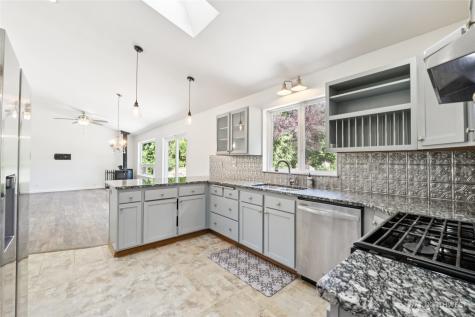 8717 E Meadow Lake Drive Snohomish WA 98290