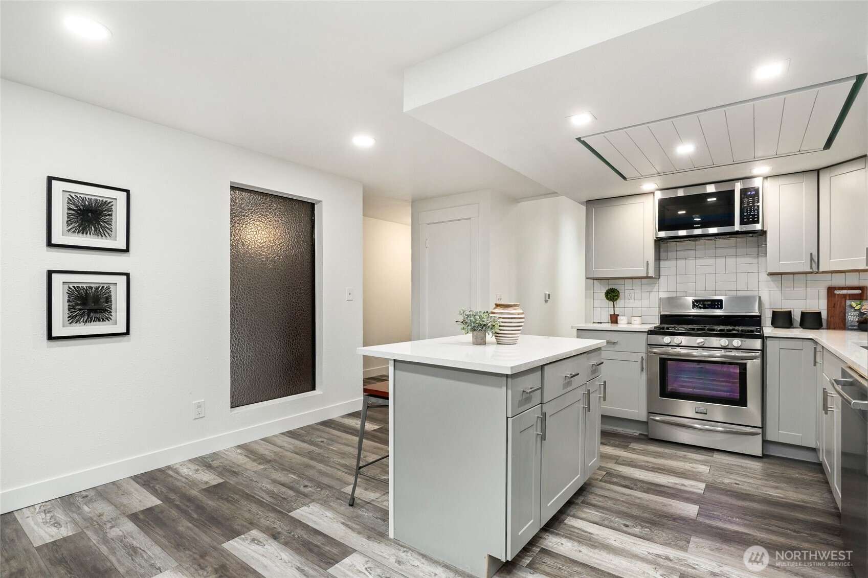 24705 SE 31st Place Sammamish WA 98075