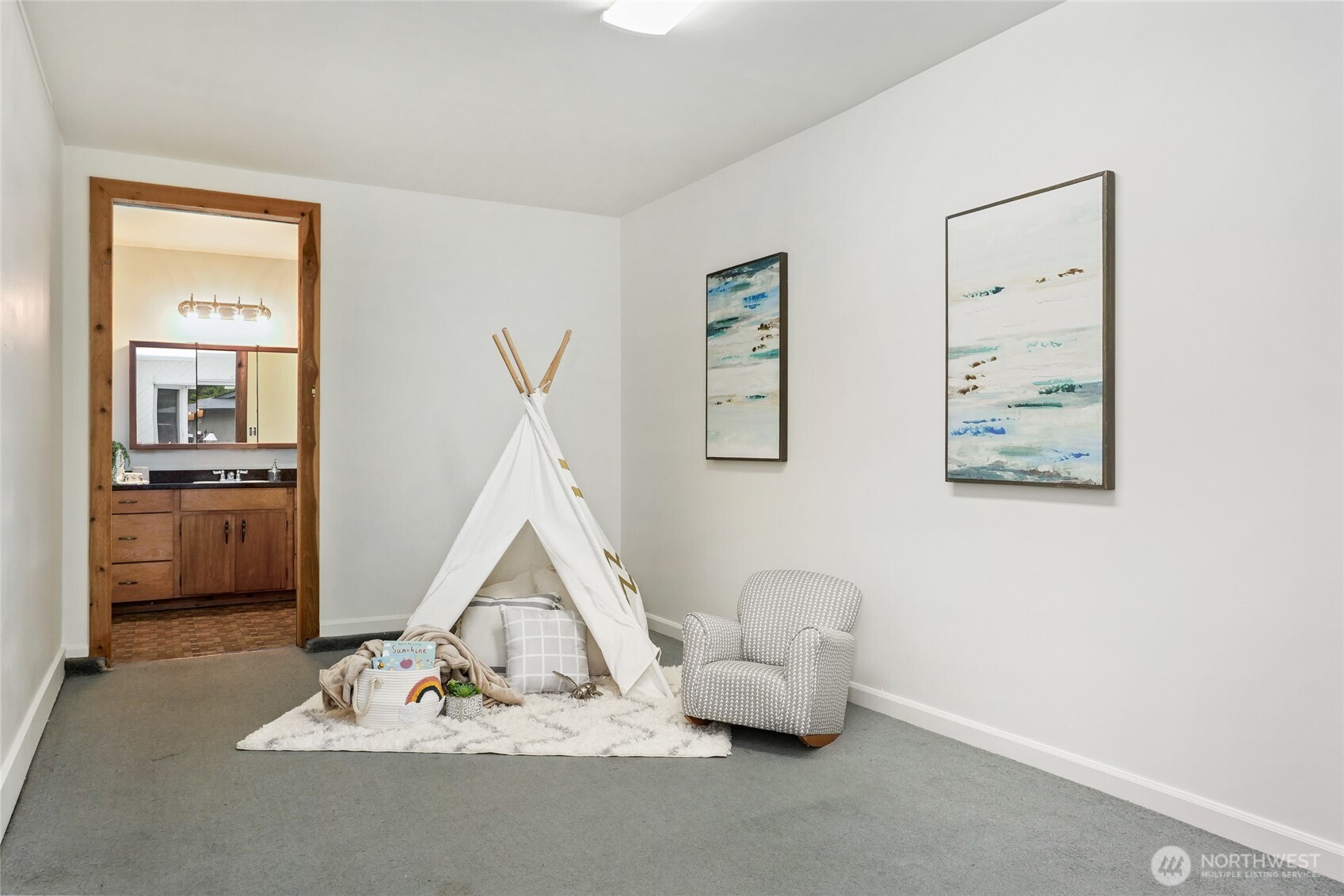 24705 SE 31st Place Sammamish WA 98075