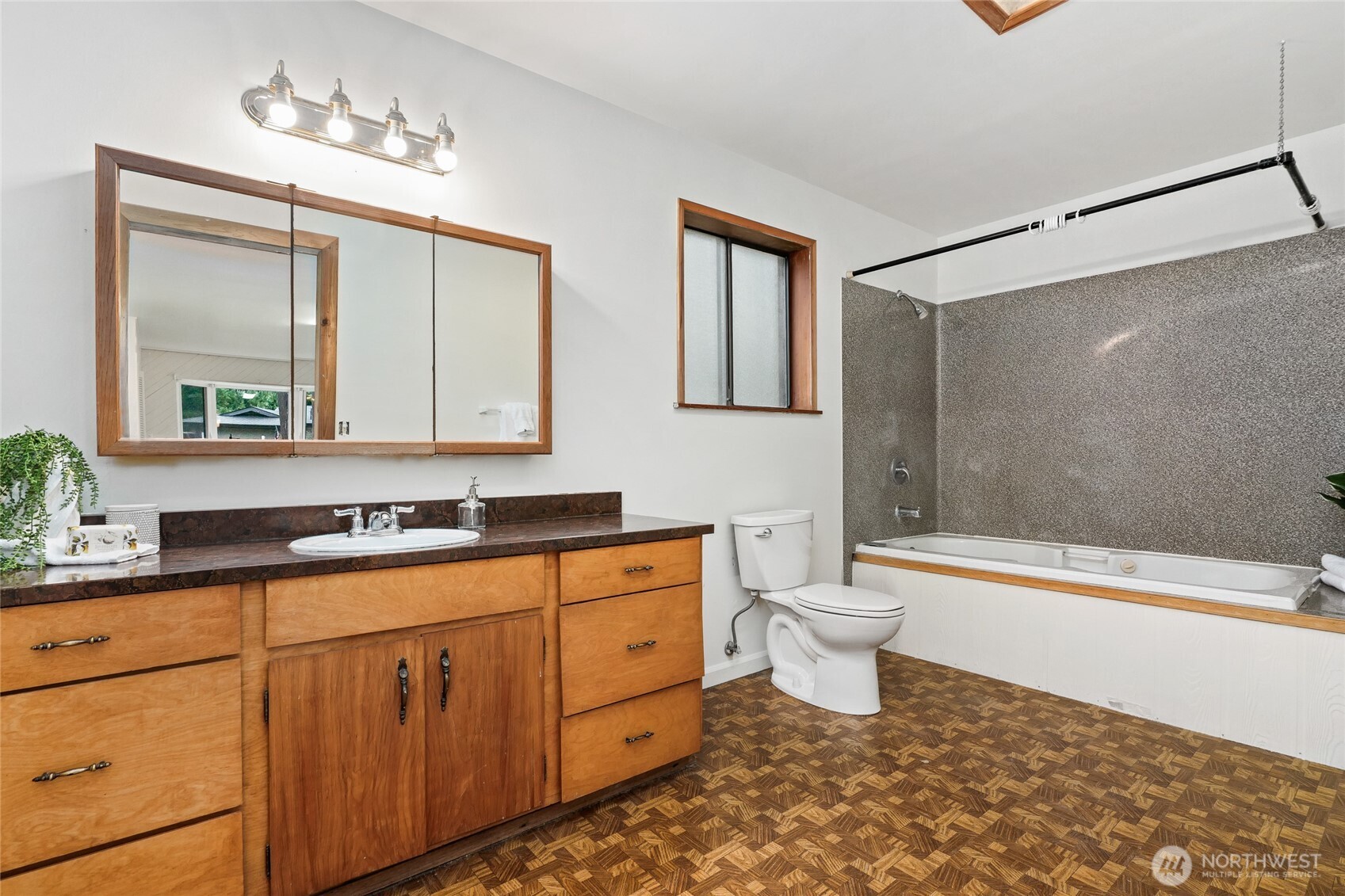 24705 SE 31st Place Sammamish WA 98075