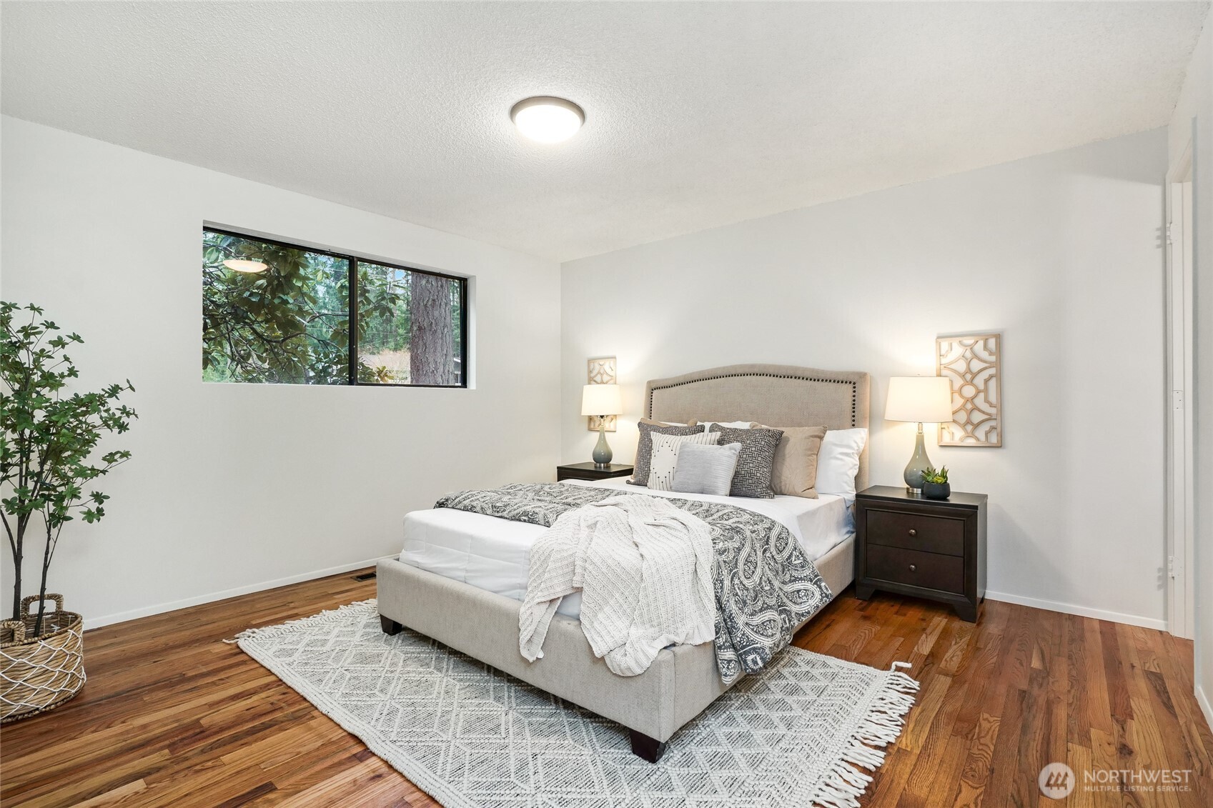 24705 SE 31st Place Sammamish WA 98075