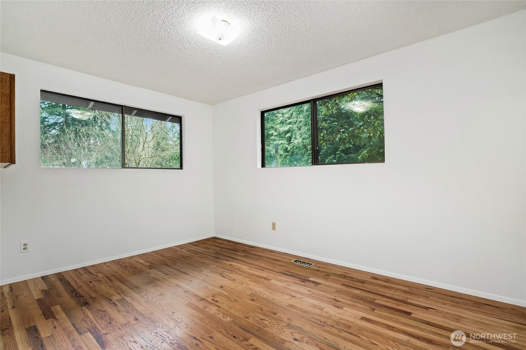 24705 SE 31st Place Sammamish WA 98075