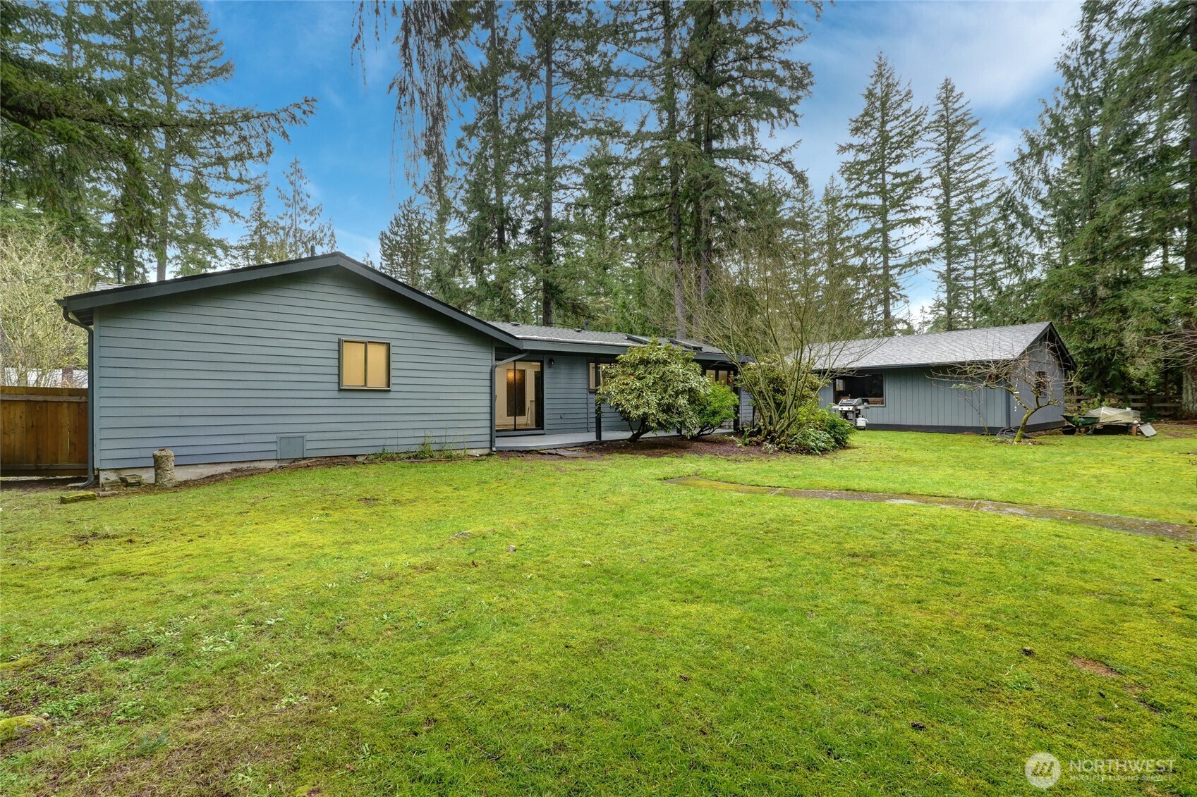 24705 SE 31st Place Sammamish WA 98075