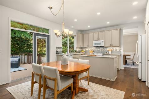 9429 NE Blue Wave Court Bainbridge Island WA 98110