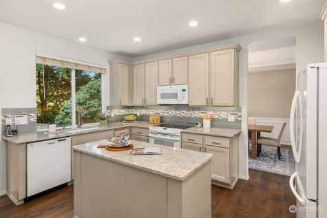 9429 NE Blue Wave Court Bainbridge Island WA 98110