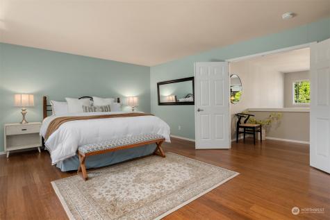 9429 NE Blue Wave Court Bainbridge Island WA 98110