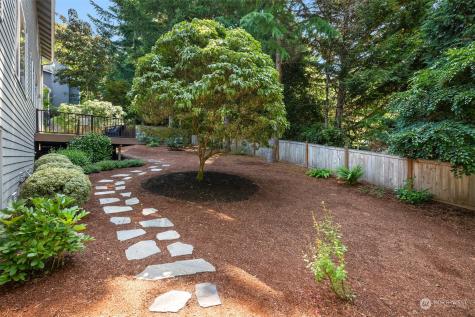 9429 NE Blue Wave Court Bainbridge Island WA 98110