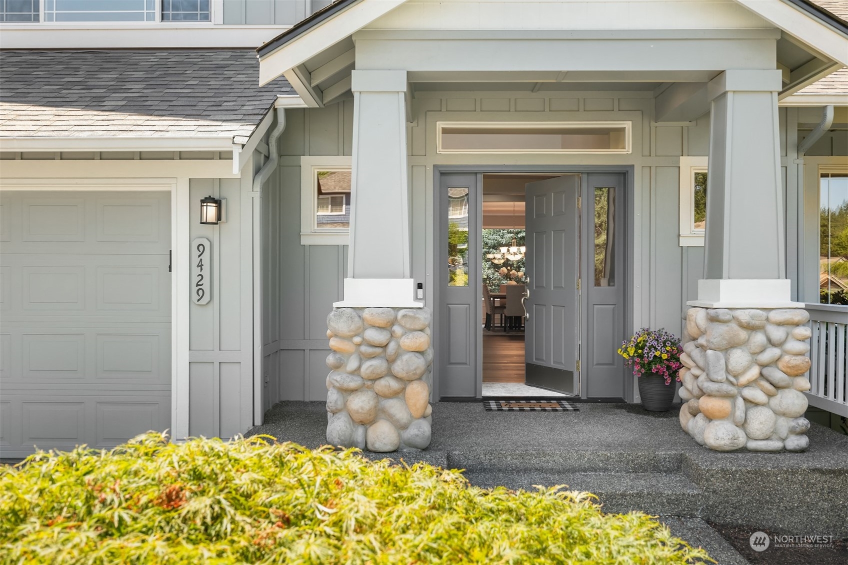 9429 NE Blue Wave Court Bainbridge Island WA 98110