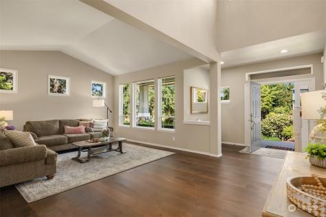 9429 NE Blue Wave Court Bainbridge Island WA 98110