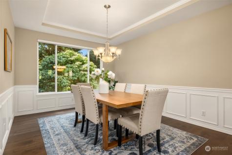 9429 NE Blue Wave Court Bainbridge Island WA 98110