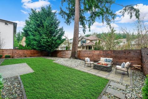 22250 NE 3rd Court Sammamish WA 98074