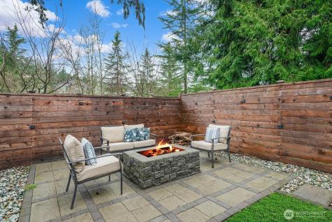 22250 NE 3rd Court Sammamish WA 98074