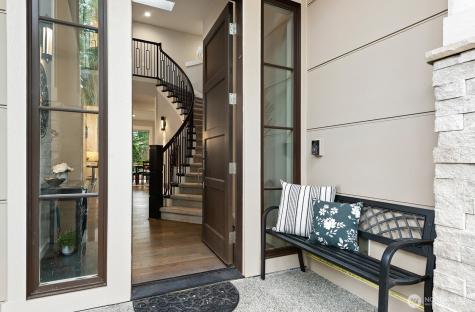 22250 NE 3rd Court Sammamish WA 98074
