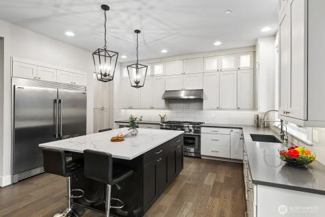 22250 NE 3rd Court Sammamish WA 98074