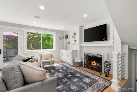 32 Cascade Key Bellevue WA 98006
