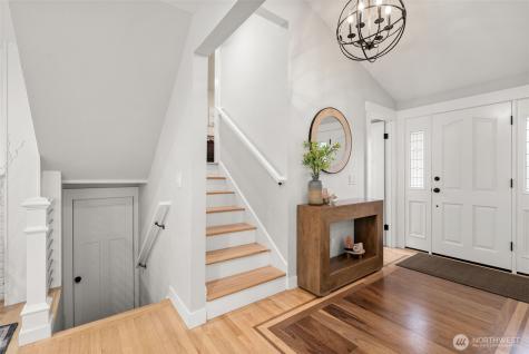32 Cascade Key Bellevue WA 98006