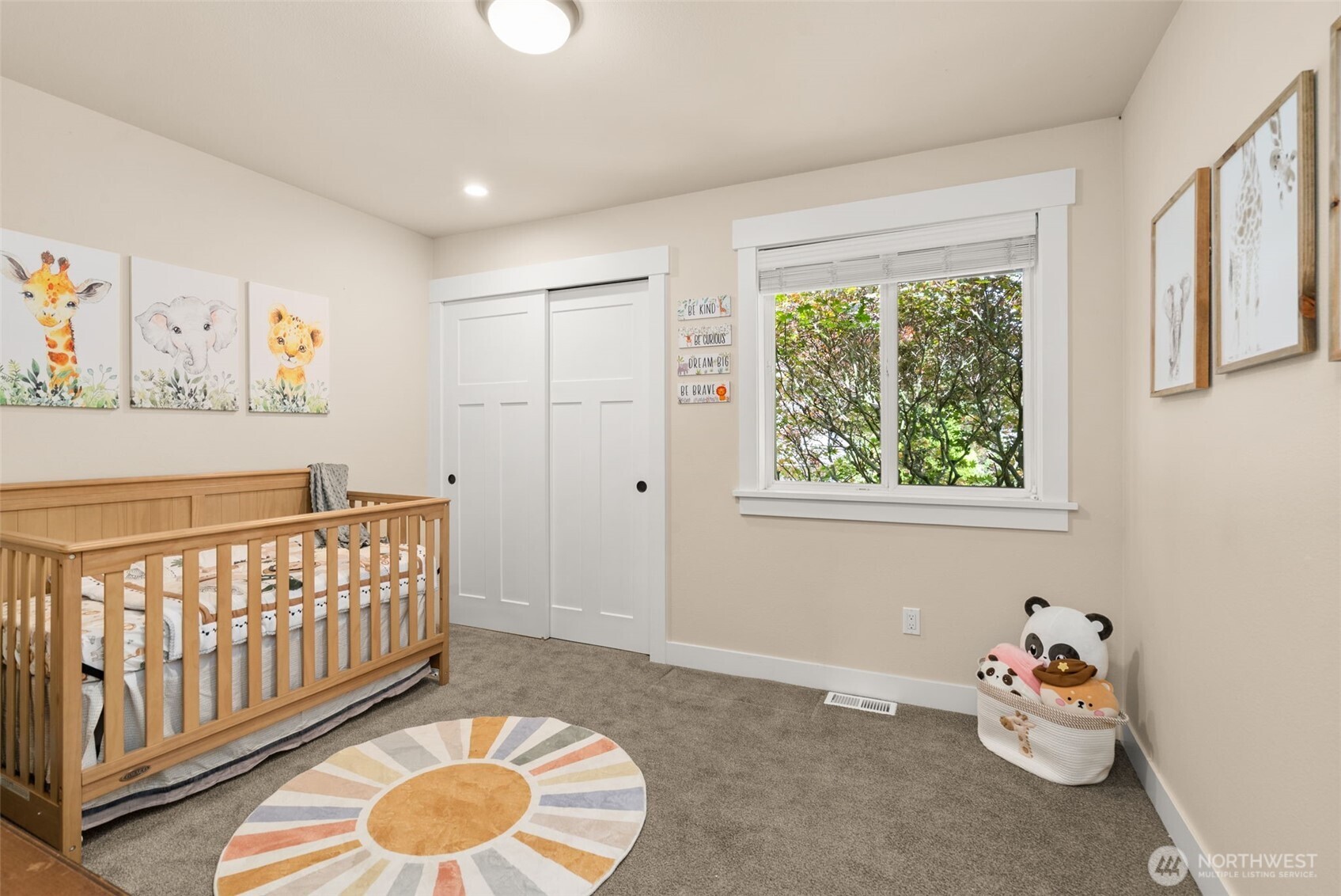 32 Cascade Key Bellevue WA 98006