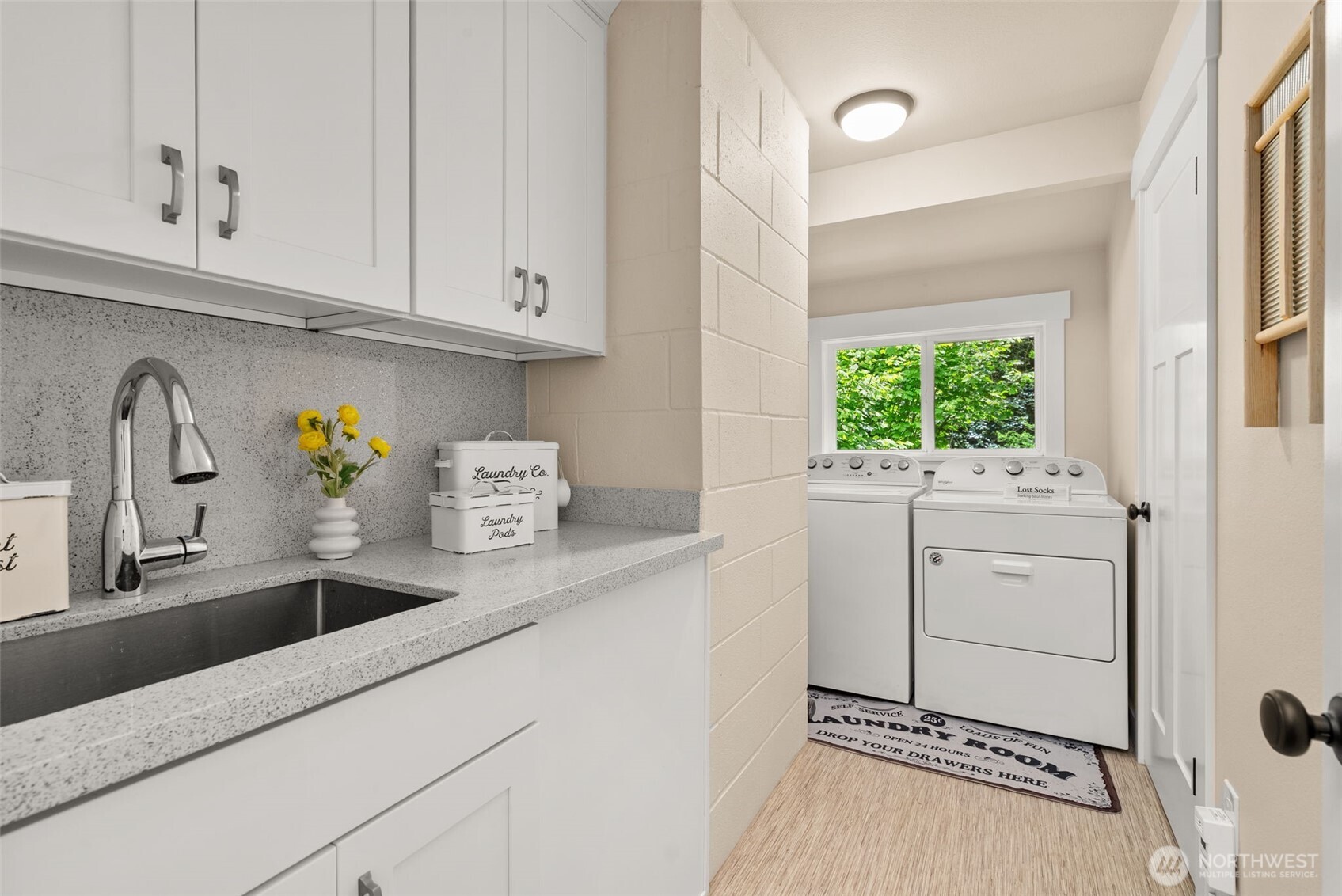 32 Cascade Key Bellevue WA 98006