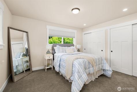 32 Cascade Key Bellevue WA 98006