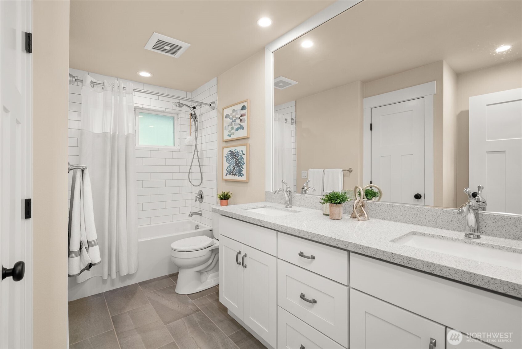32 Cascade Key Bellevue WA 98006