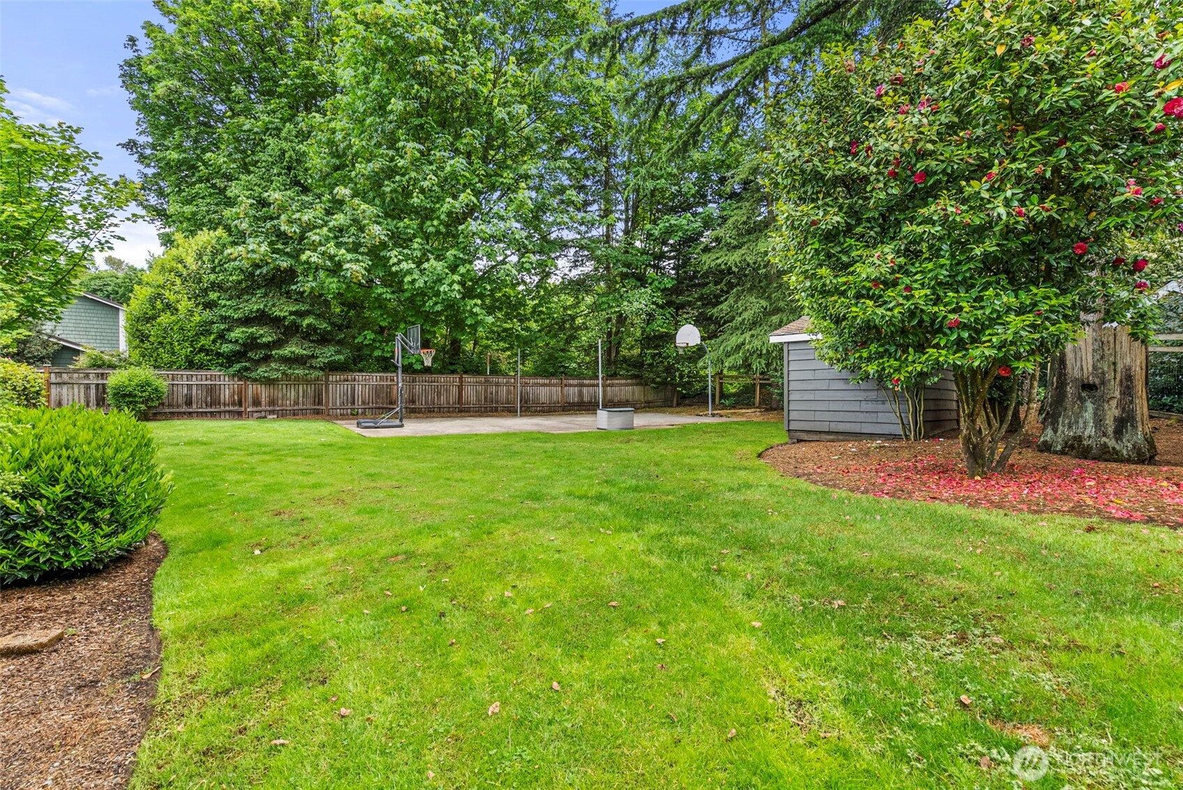 32 Cascade Key Bellevue WA 98006